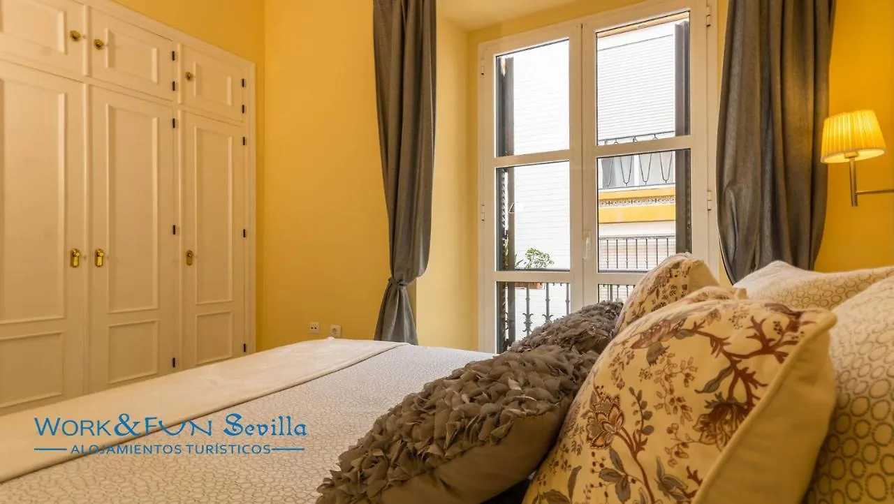 Apartamento Dux Veragua Centro Sevilla 0*, Seville Spain