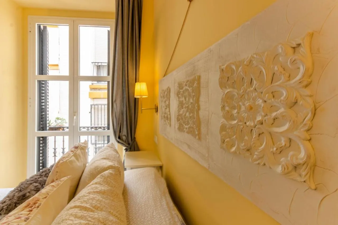 Apartamento Dux Veragua Centro Sevilla 0*, Seville Spain